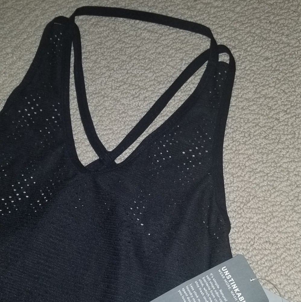 Athleta v neck perforated tank S